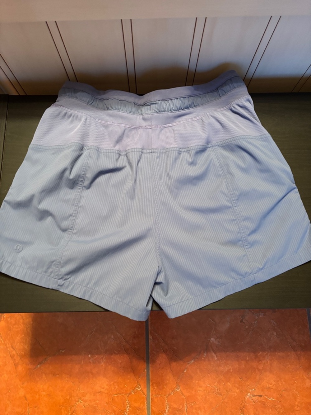 Lululemon dance studio high rise shorts 3.5” in oasis blue - Picture 2 of 5